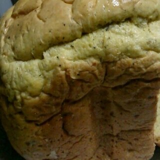 黒ごまパンプキン食パン